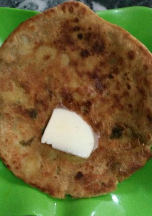 A picture of Aloo Paratha.