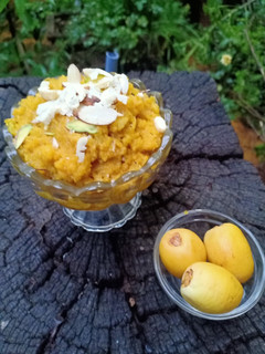 ખારેક નો હલવો (Kharek Halwa Recipe In Gujarati) રેસીપી મુખ્ય ફોટો