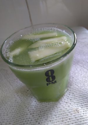A picture of Cucumber Lemon Juice.