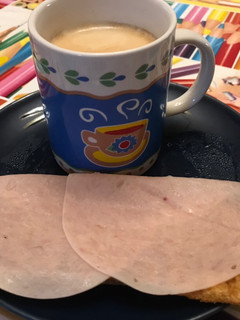 Una foto de Desayuno de pechuga de pavo, para un sábado de dieta