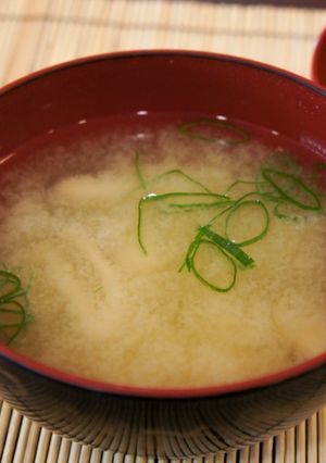 A picture of Daikon & Mushroom Miso Soup.