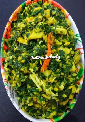 A picture of Drumstick-leaves Curry.