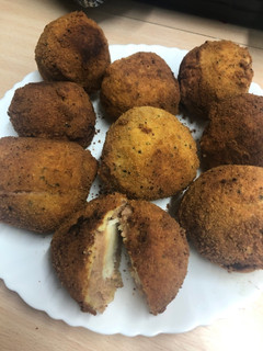 Una foto de 118. Bombas rellenas (picoteo)