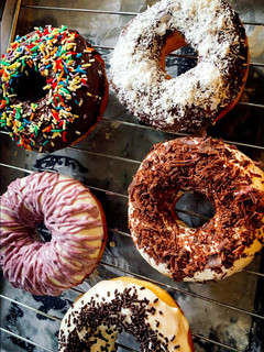 Hình của món Bánh donut không cần lò nướng.