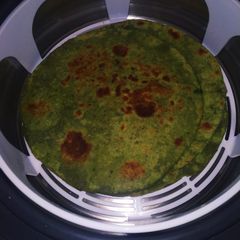 Palak Paratha A picture of Palak Paratha.