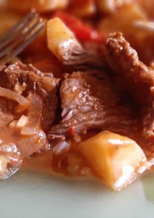 Una foto de Bifes a la portuguesa