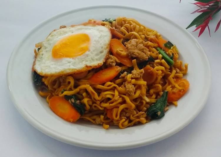 Mie Telor Goreng Spesial