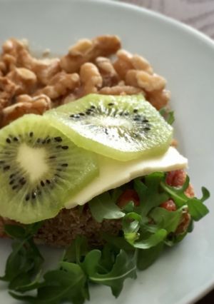 Foto principal de Tostadas para la lactancia: fibra, omega 3 y calcio 👌🏻👶🏼🍼