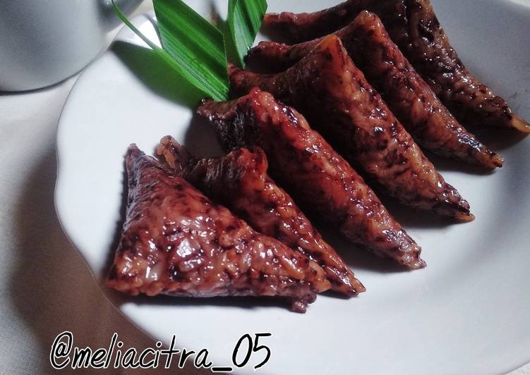 resep cara bikin Lupis Ketan Hitam