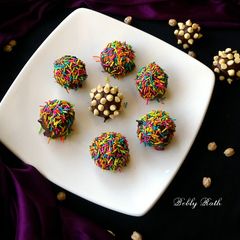 A picture of Chickpea chocolate laddoos.