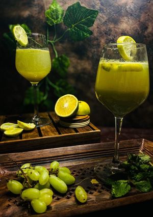 গ্রেপস লাইম মোহিতো (Grapes Lime mojito recipe in Bengali) রেসিপির প্রধান ছবি