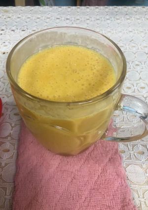 गोल्डन मिल्क (haldi dudh recipe in hindi) रेसिपी मुख्य फोटो
