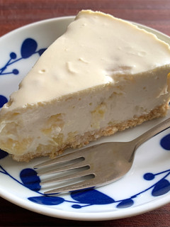 A picture of No-Bake Pineapple Cheesecake.