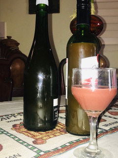 Una foto de Vino o licor de cranberry’s