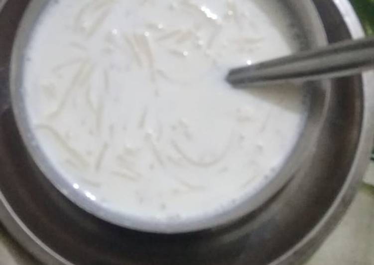 Recipe of Any-night-of-the-week Milk Seviya