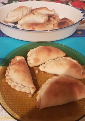 Una foto de Empanadas de cebolla y queso
