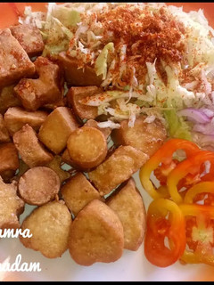 A picture of Simple Awara.
