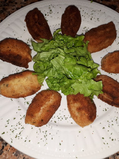 Una foto de Croquetas caseras rellenas de pollo