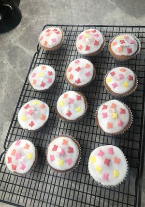 A picture of Fairy cakes.