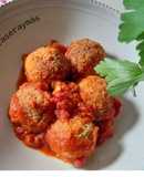 Albóndigas de merluza y pimientos del piquillo