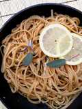 Zitronen-Salbei-Pasta