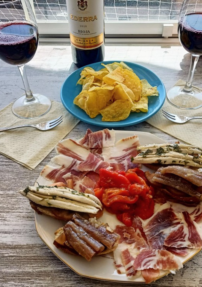 Una foto de El aperitivo de las 12:00 (6)