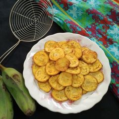A picture of Raw Banana Chips.