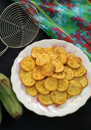 A picture of Raw Banana Chips.