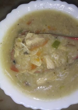 হেলদি চিকেন স্যুপ(healthy chicken soup recipe i Bengali) রেসিপির প্রধান ছবি