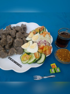 Dan waken alabo da fulawa ainihin hoton girkin