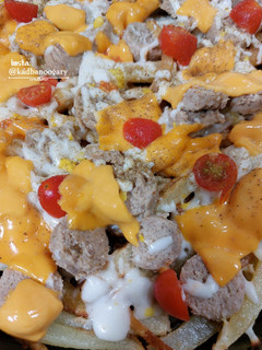 عکسی از دستور سیب زمینی و سوسیس پنیری 🍟