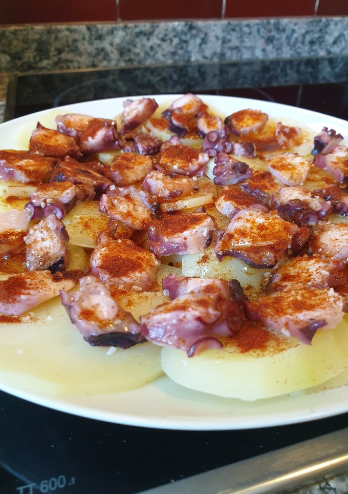Una foto de Pulpo a la gallega express