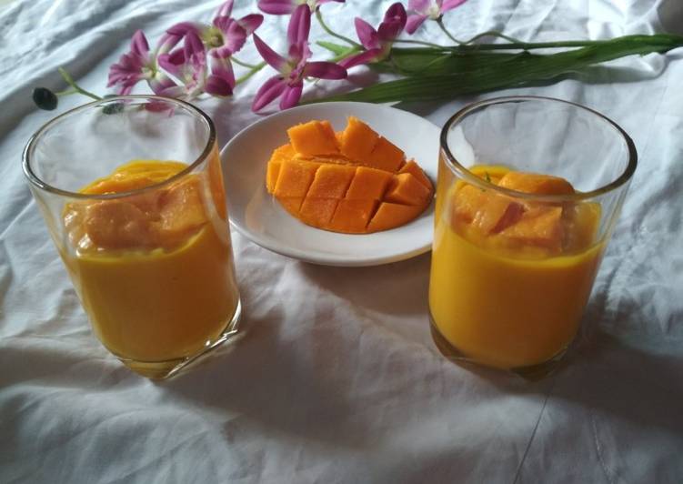 Recipe of Favorite Mango Curd Smoothie