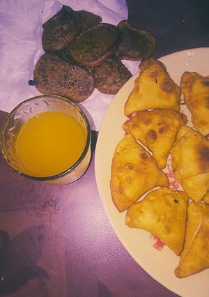 A picture of Mince Samosa.