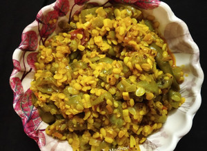 A picture of Turai-moong dal ki sabzi.