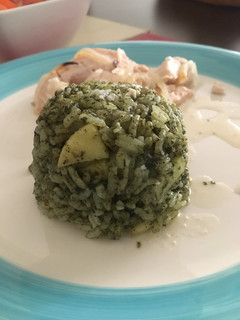 Una foto de Pesto de albahaca