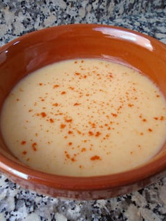 Una foto de Crema fría de alubias blancas