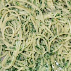 A picture of Spinach pasta.