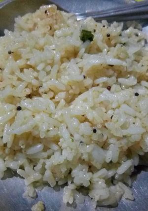 A picture of Tadka rice.
