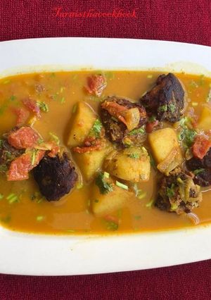 কুমড়োর কোফতা কারি (kumror kofta cuury recipe in Bengali) রেসিপির প্রধান ছবি