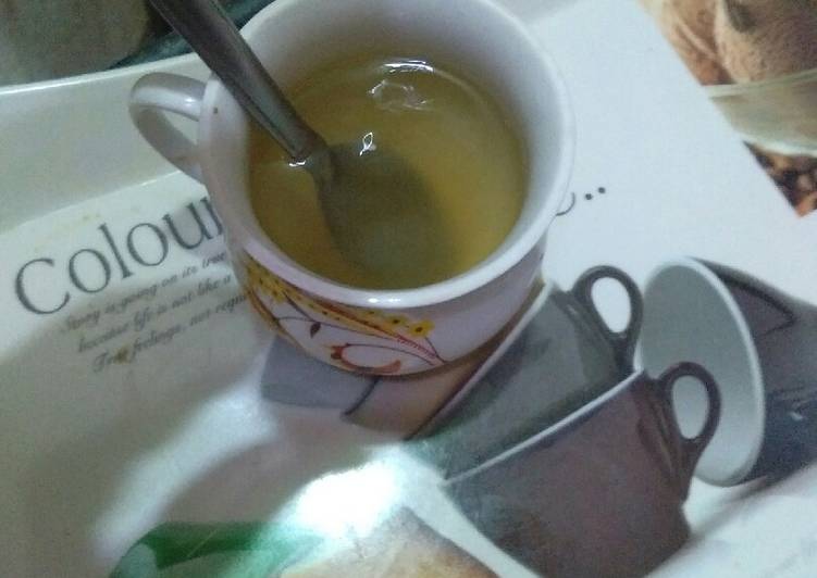Lemon, Ginger detox tea