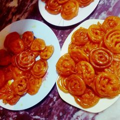 A picture of Jalaibi#Eid k pakwan.