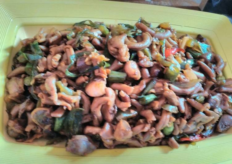 Bumbu Menyiapkan Tumis usus special Lezat