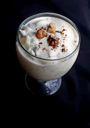 A picture of Walnut and cucumber raita.