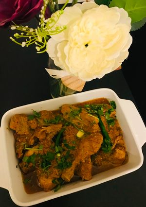 A picture of Chicken koyla karahi.