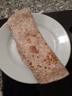 Una foto de Fajita de huevo frito y queso