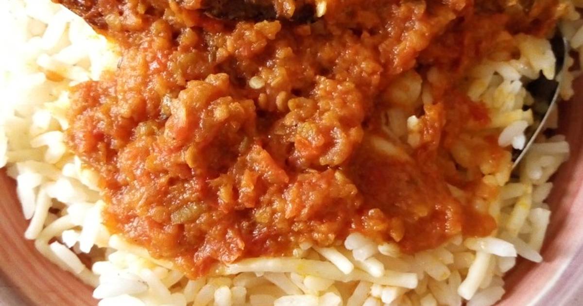 White rice mix with spaghetti and fish stew Recipe by seyifunmi Abjmom
