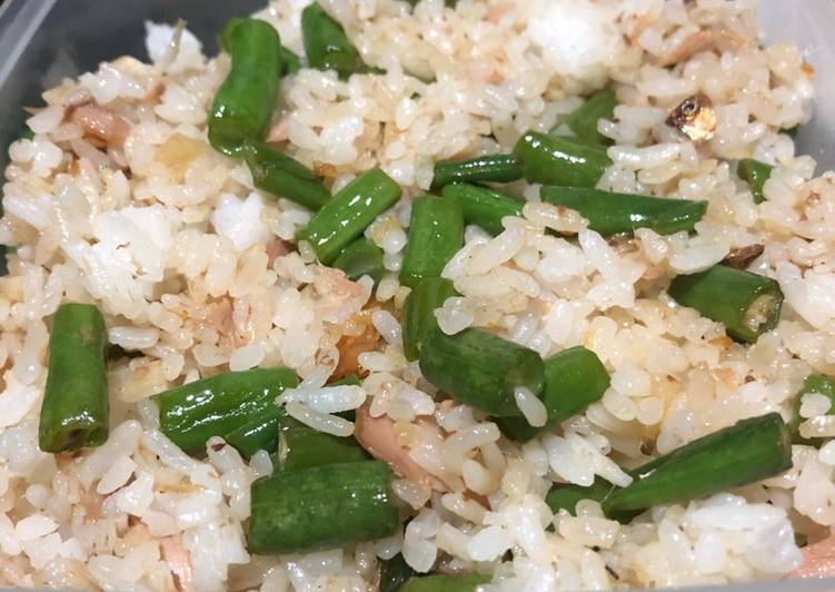 Bagaimana Menyiapkan Nasi Teri dengan Tumis Buncis Tuna Anti Gagal