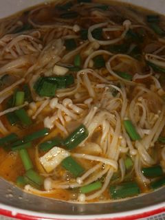 Foto resep Jamur Enoki Saus Pedas