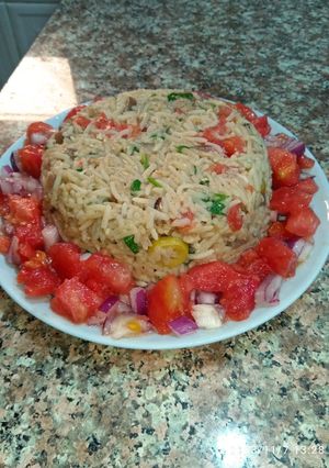 Une photo de Salade de riz basmati 🍚 à la saupe 🐟🐟🐟